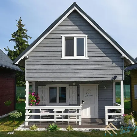 Lato Na Wyspie Lodge *