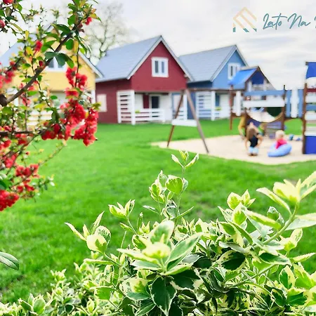 Lato Na Wyspie Lodge *