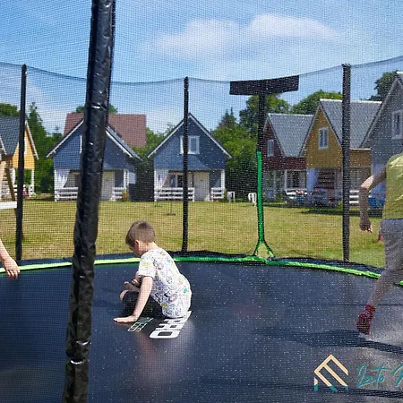 Lato Na Wyspie Chata